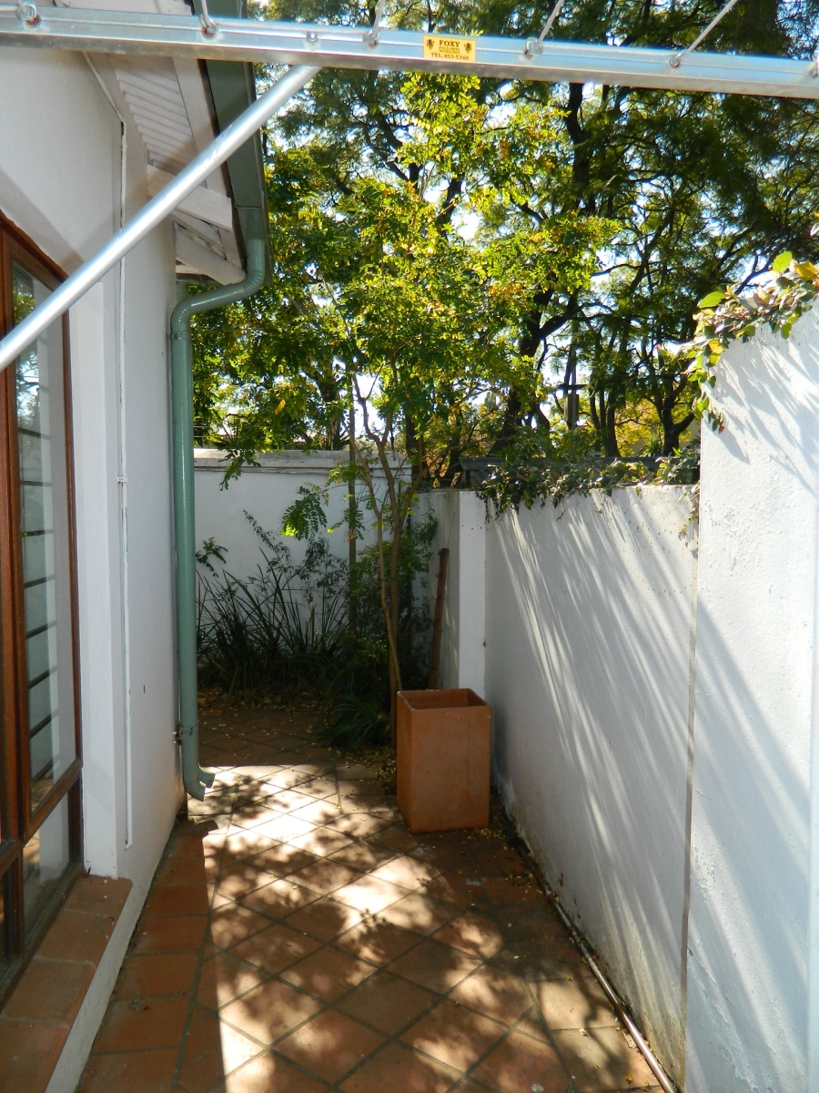 To Let 1 Bedroom Property for Rent in Parkview Gauteng