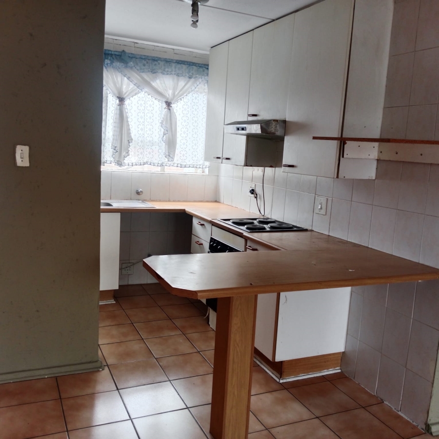 2 Bedroom Property for Sale in Vorna Valley Gauteng