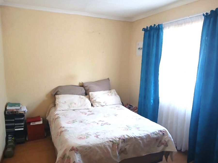 3 Bedroom Property for Sale in Windmill Park Gauteng