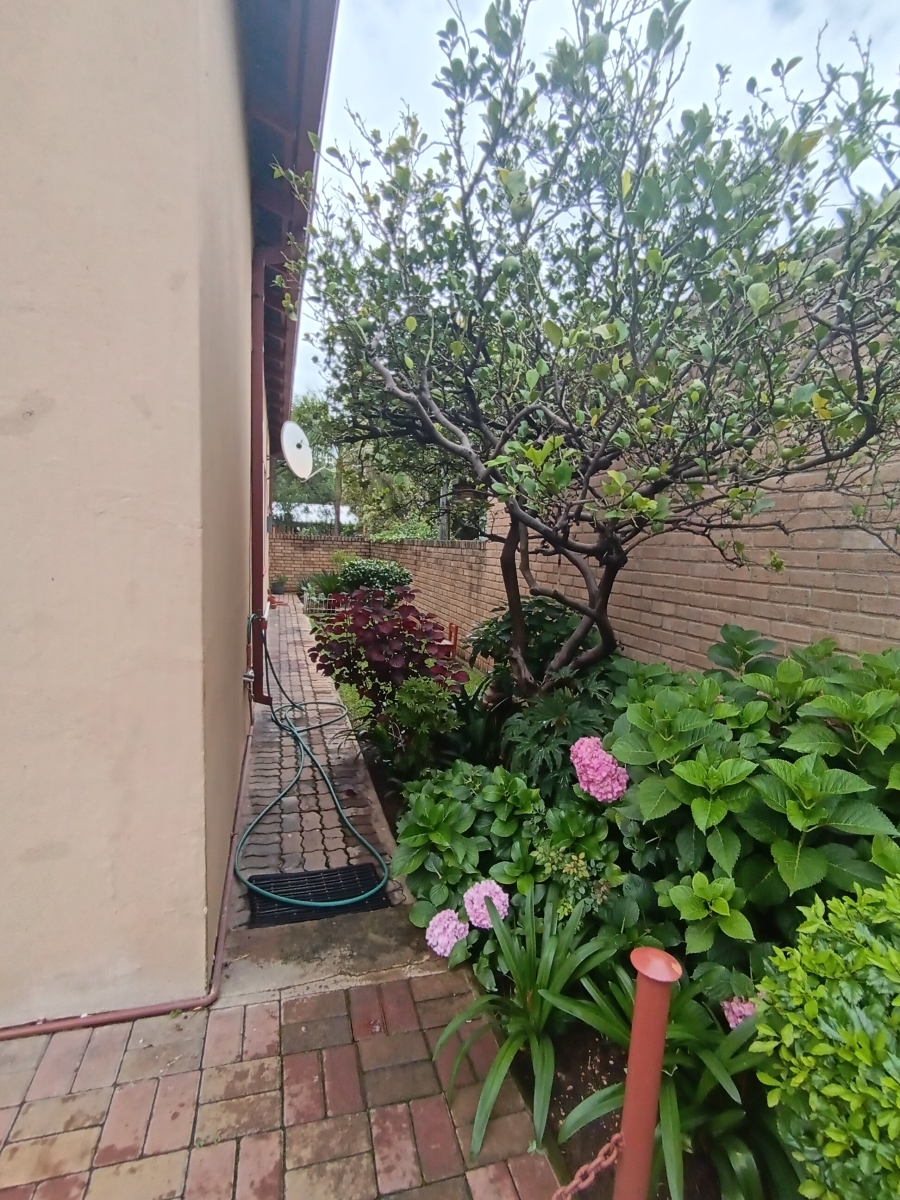 3 Bedroom Property for Sale in Hermanstad Gauteng