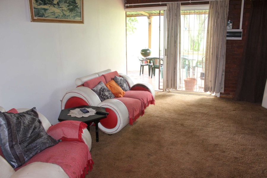 7 Bedroom Property for Sale in Swacina Park A H Gauteng