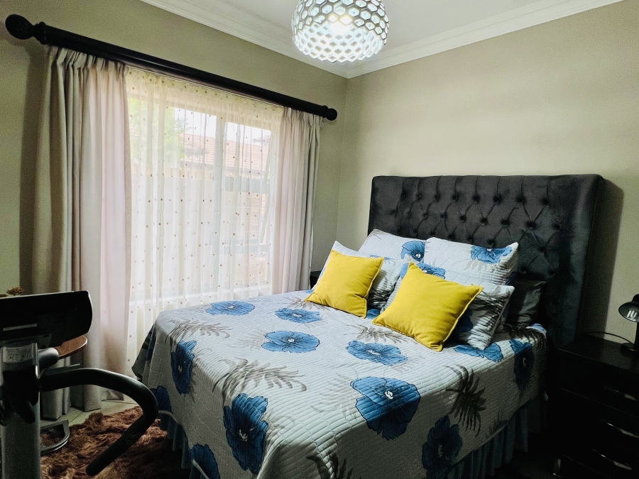 3 Bedroom Property for Sale in Annlin Gauteng