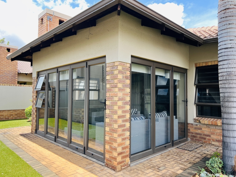 3 Bedroom Property for Sale in Annlin Gauteng