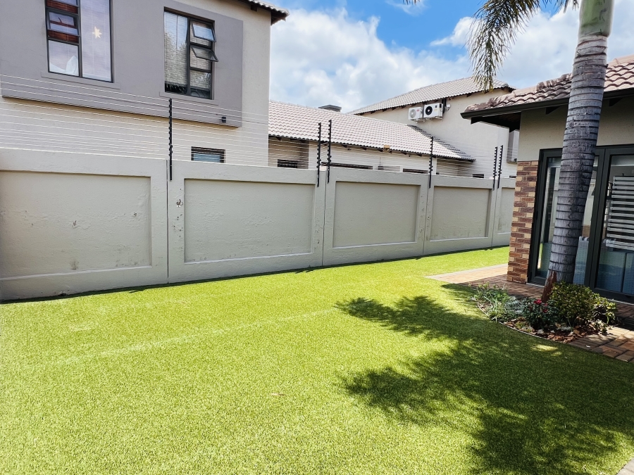 3 Bedroom Property for Sale in Annlin Gauteng