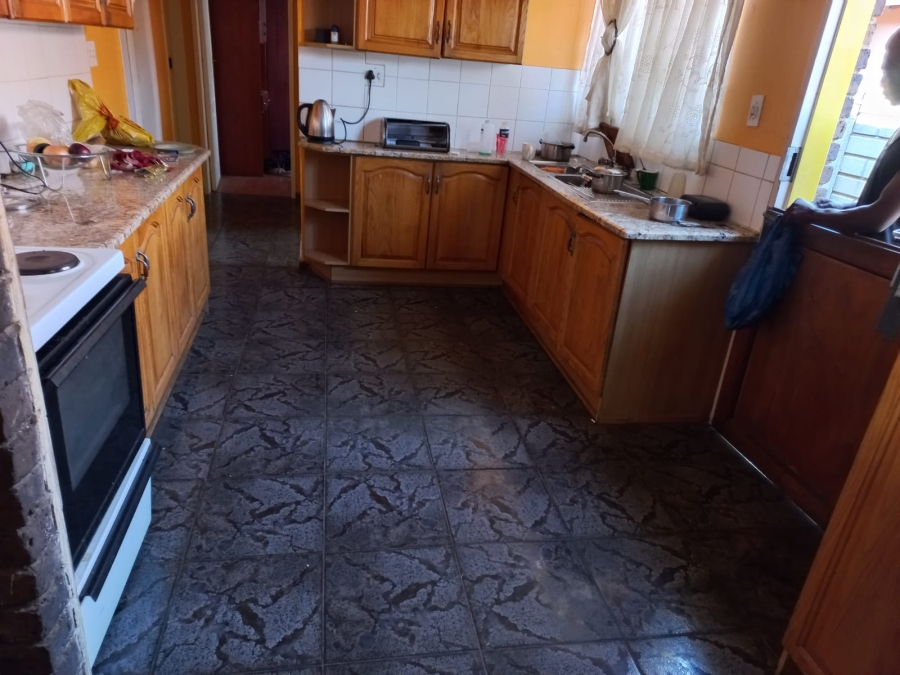 To Let 3 Bedroom Property for Rent in Geluksdal Gauteng