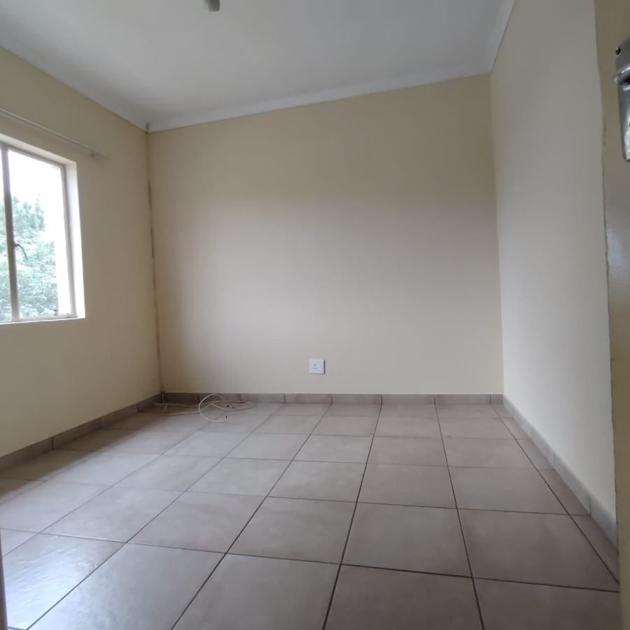 2 Bedroom Property for Sale in Halfway Gardens Gauteng