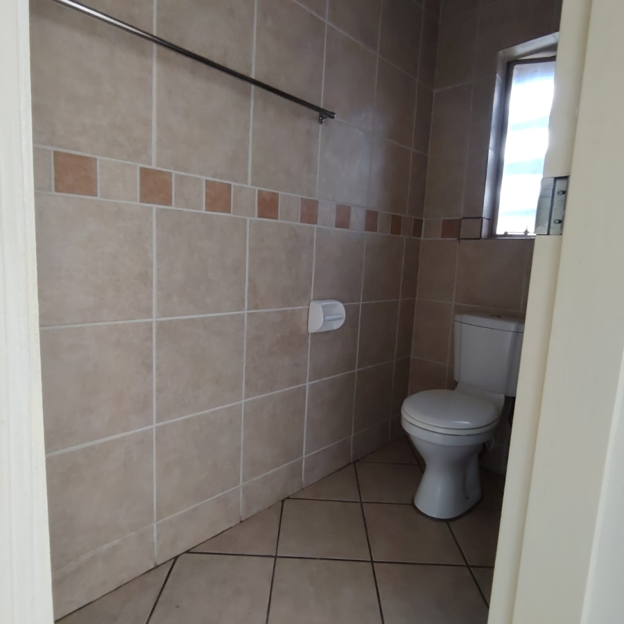 2 Bedroom Property for Sale in Halfway Gardens Gauteng