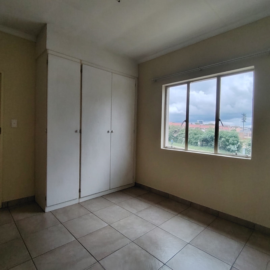 2 Bedroom Property for Sale in Halfway Gardens Gauteng