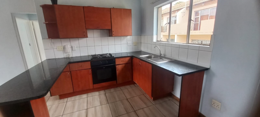 To Let 2 Bedroom Property for Rent in Ferndale Gauteng