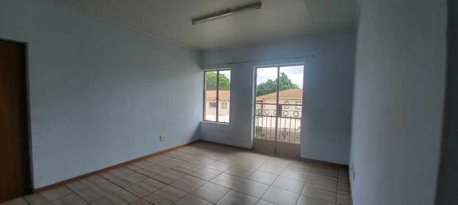 To Let 2 Bedroom Property for Rent in Ferndale Gauteng