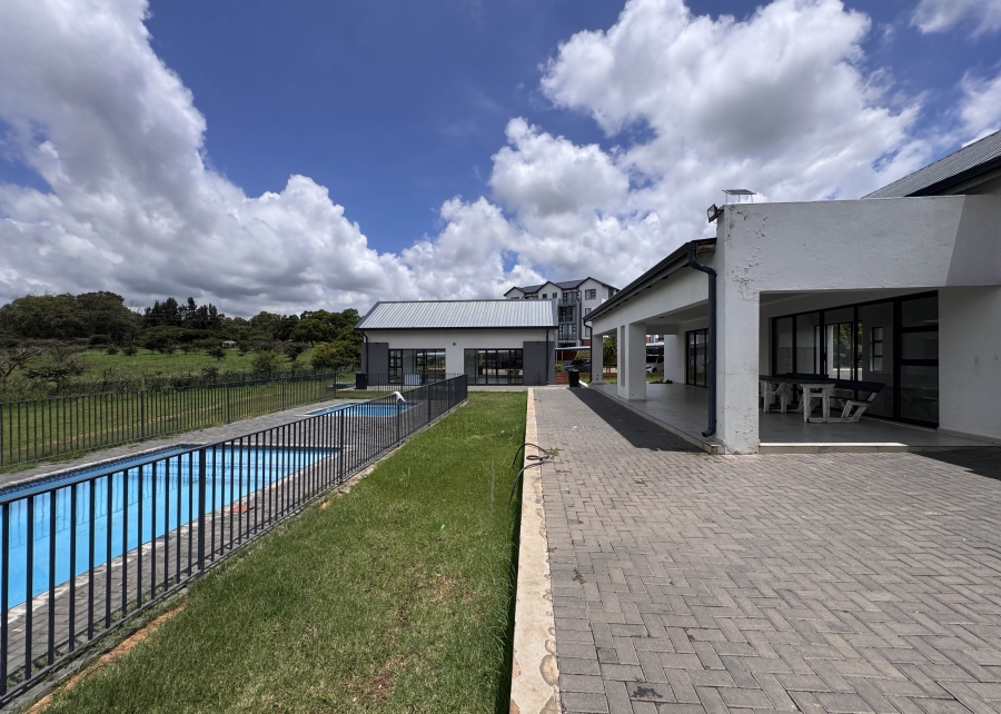 To Let 3 Bedroom Property for Rent in Lombardy Estate Gauteng