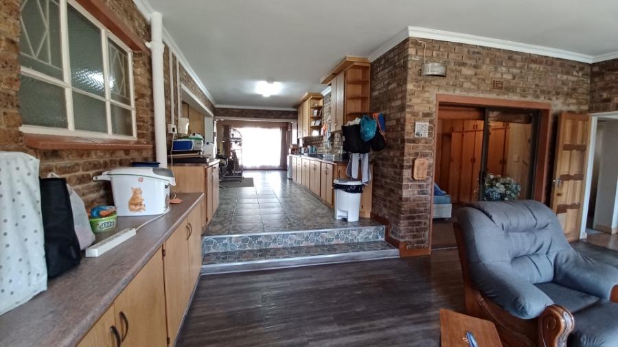 4 Bedroom Property for Sale in Vanderbijlpark SE 2 Gauteng