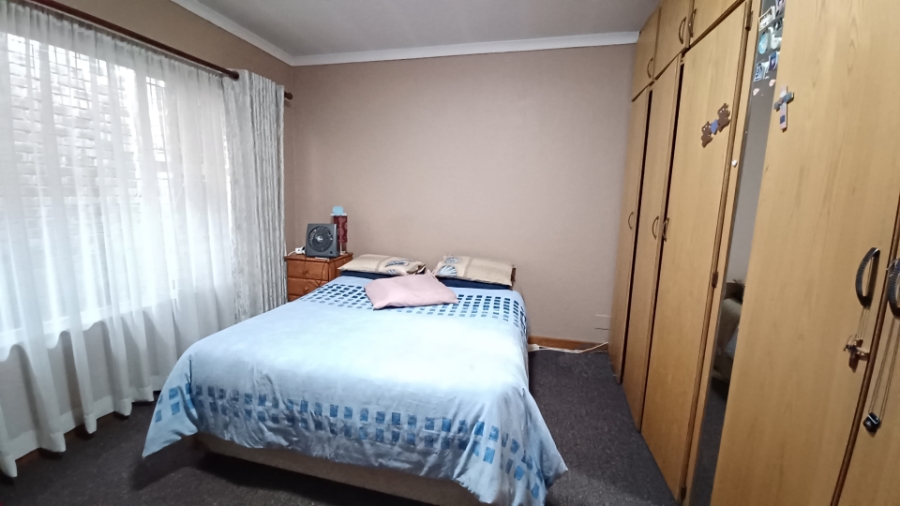 4 Bedroom Property for Sale in Vanderbijlpark SE 2 Gauteng