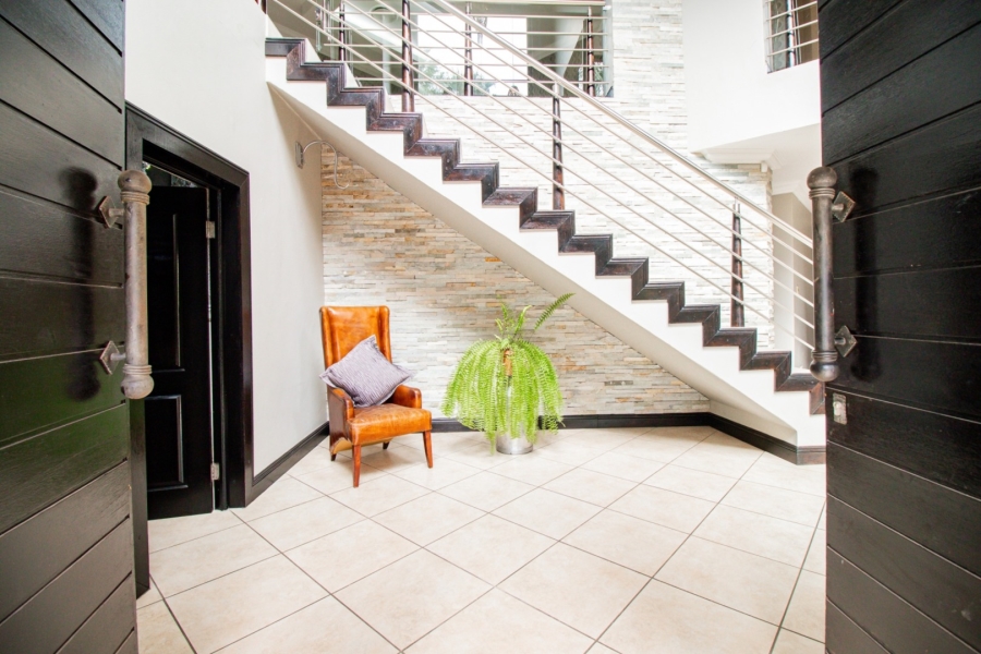 6 Bedroom Property for Sale in Sunward Park Gauteng