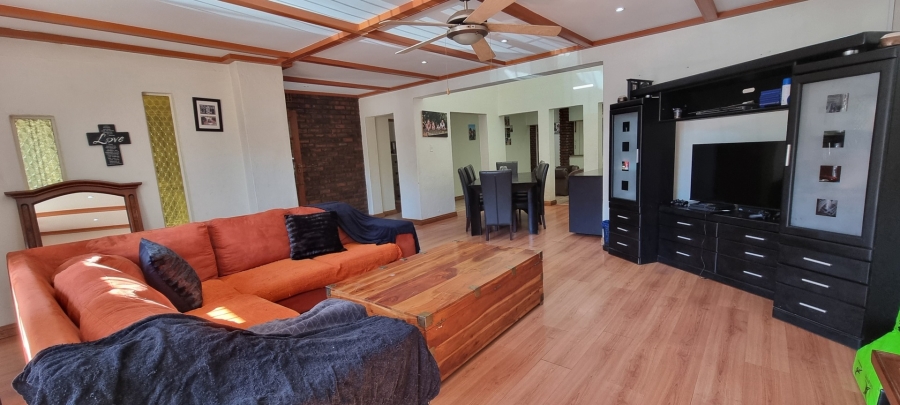 4 Bedroom Property for Sale in Sunward Park Gauteng