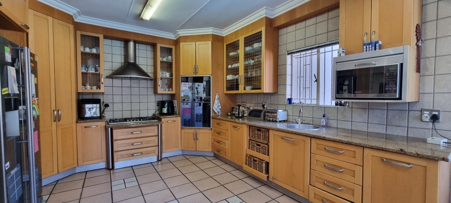 4 Bedroom Property for Sale in Sunward Park Gauteng