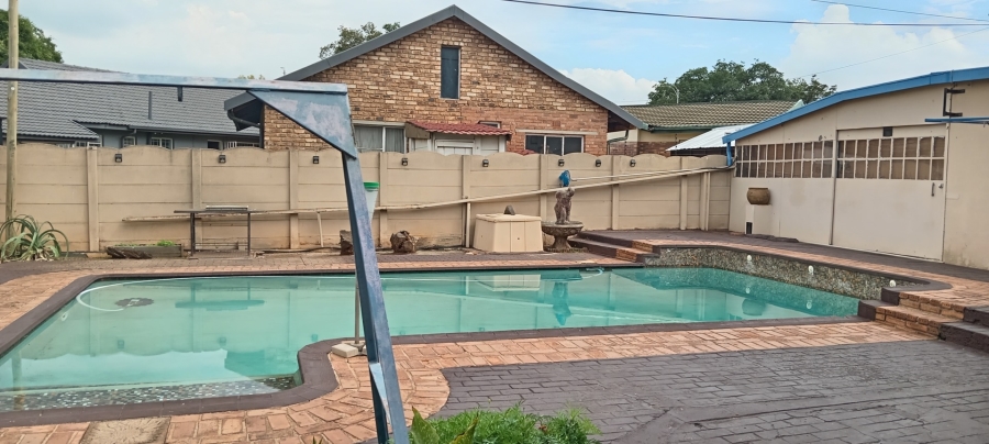 3 Bedroom Property for Sale in Edelweiss Gauteng