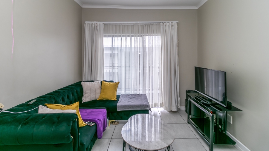 1 Bedroom Property for Sale in Grand Central Gauteng