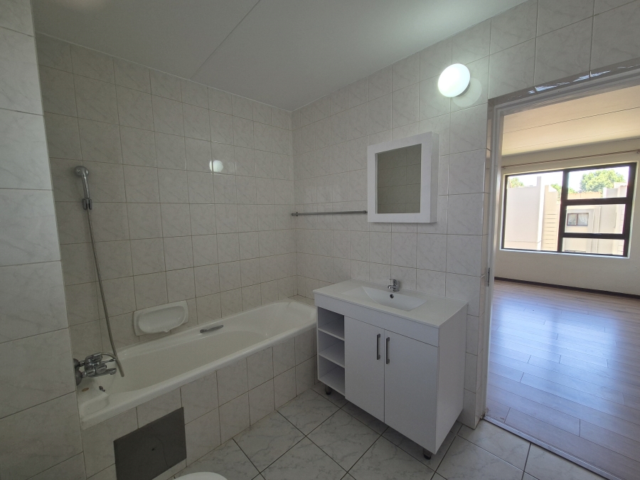 2 Bedroom Property for Sale in Bedfordview Gauteng