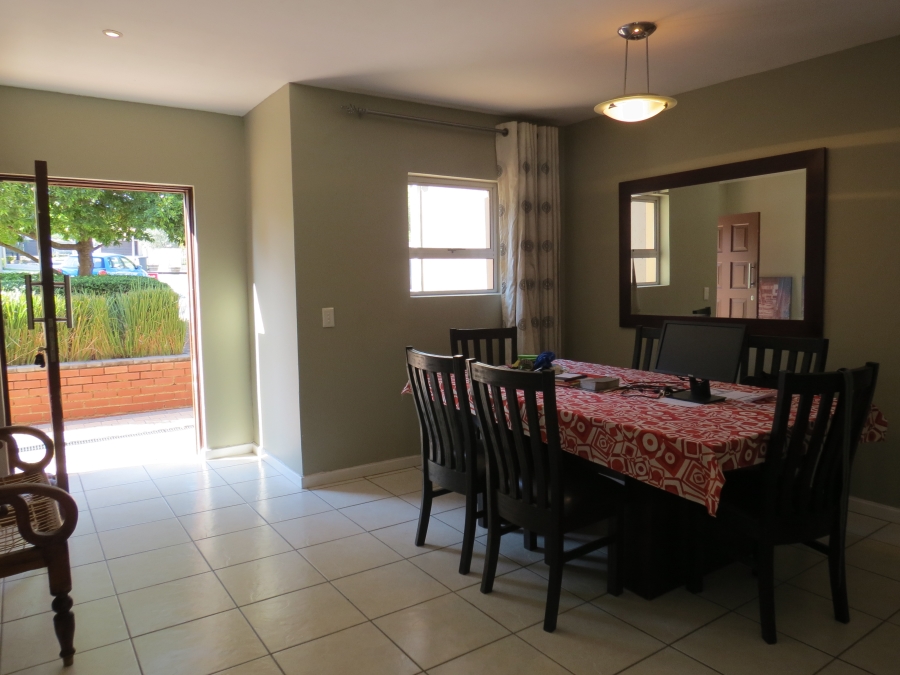 3 Bedroom Property for Sale in Greenstone Hill Gauteng