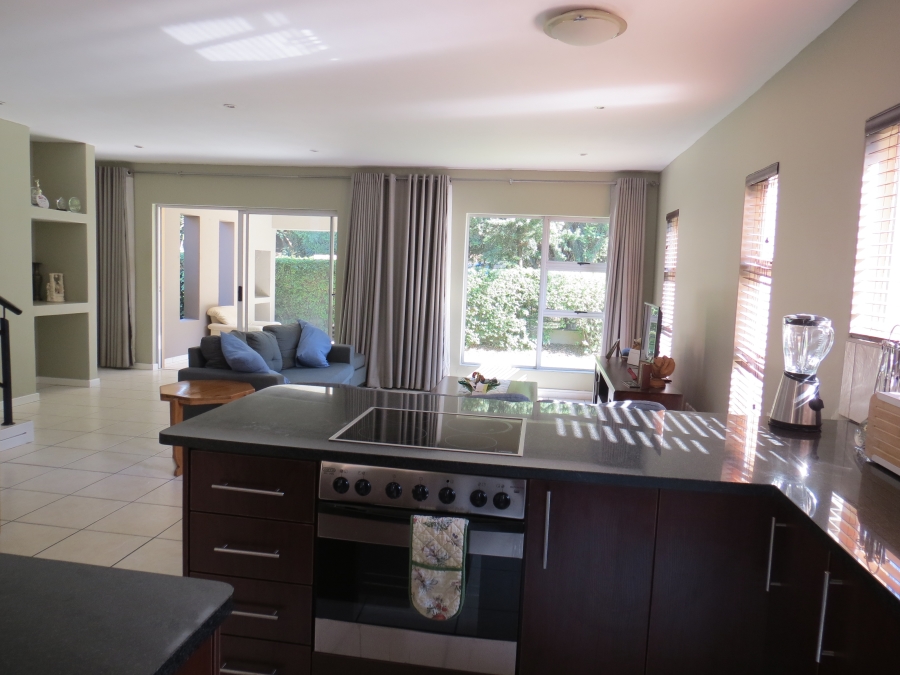 3 Bedroom Property for Sale in Greenstone Hill Gauteng