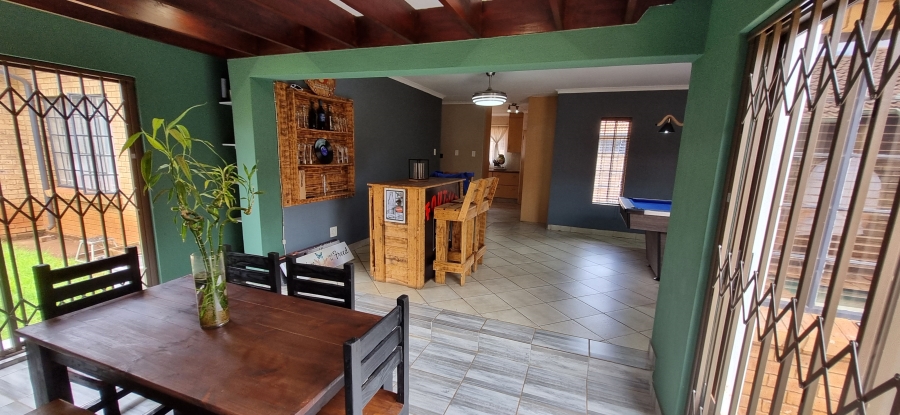 3 Bedroom Property for Sale in Wierda Park Gauteng