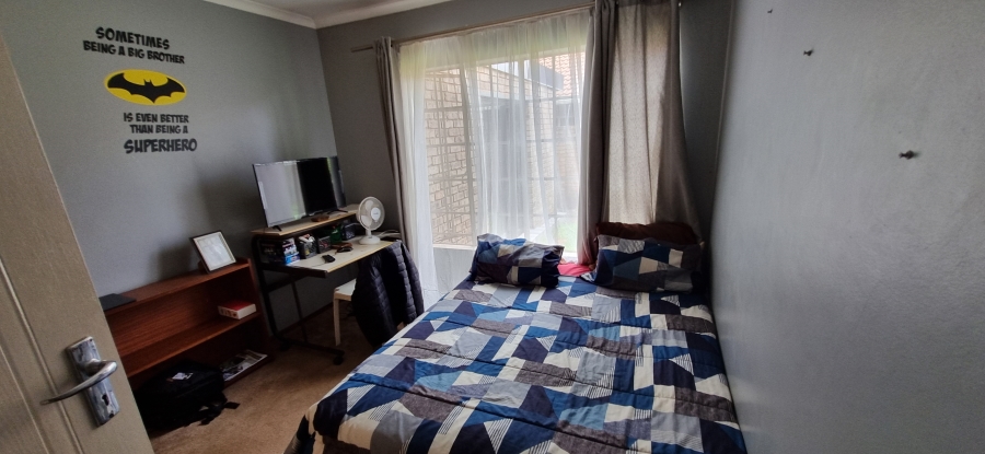 3 Bedroom Property for Sale in Wierda Park Gauteng