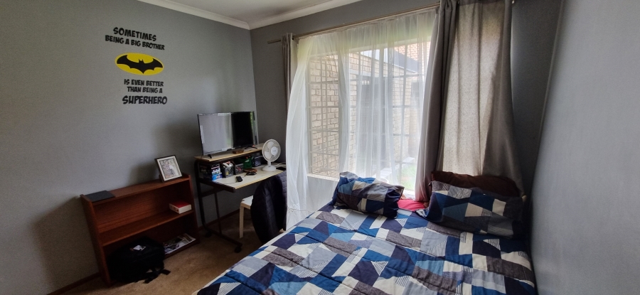 3 Bedroom Property for Sale in Wierda Park Gauteng