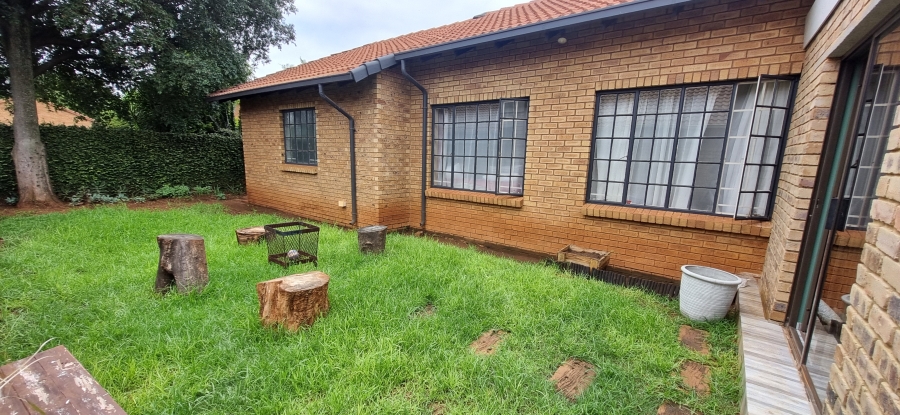 3 Bedroom Property for Sale in Wierda Park Gauteng