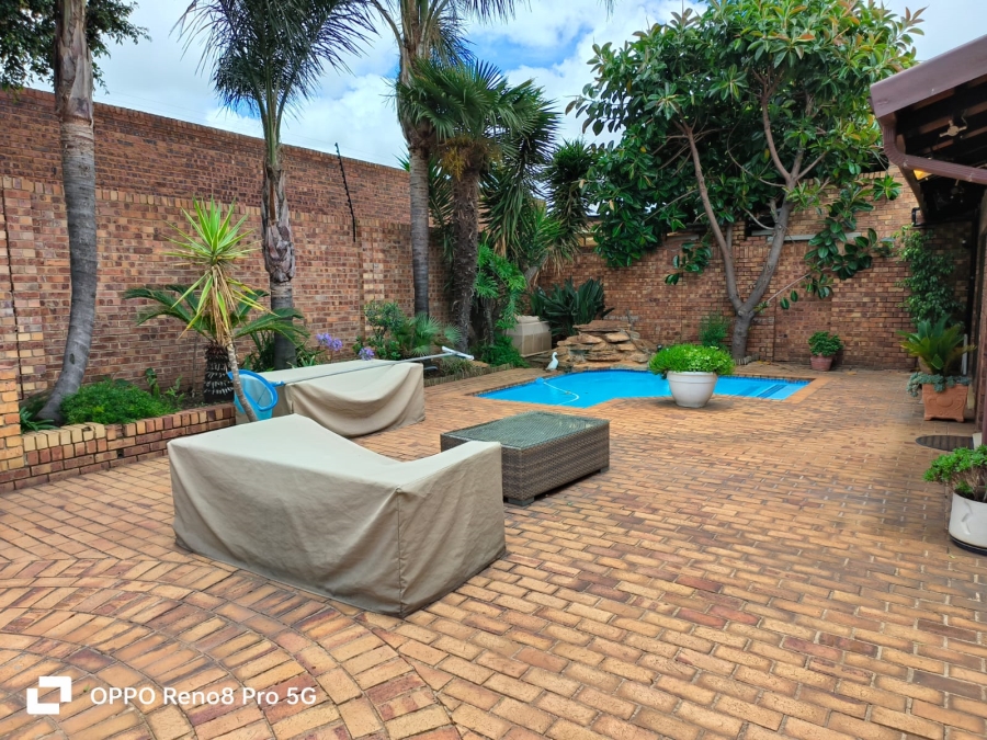 3 Bedroom Property for Sale in Eden Glen Gauteng