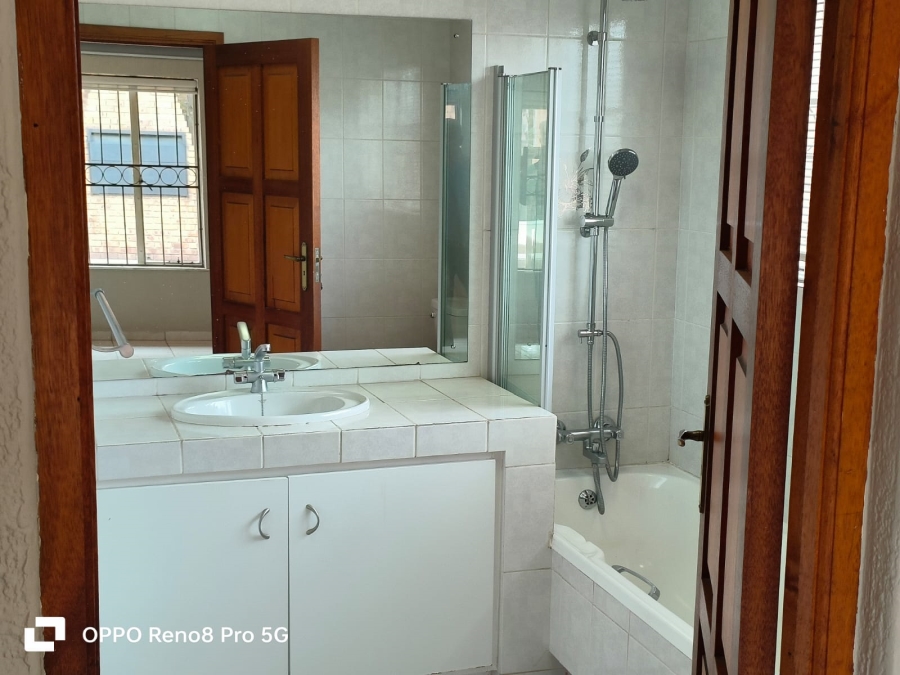 3 Bedroom Property for Sale in Eden Glen Gauteng