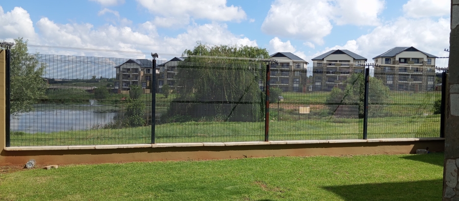 To Let 3 Bedroom Property for Rent in Waterfall Gauteng