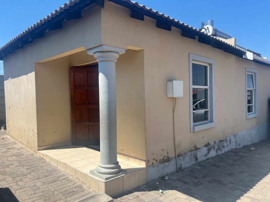 2 Bedroom Property for Sale in Klipfontein View Gauteng