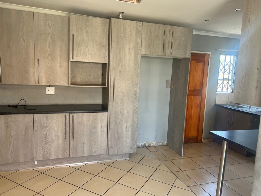 2 Bedroom Property for Sale in Klipfontein View Gauteng