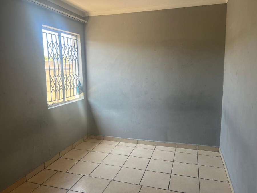 2 Bedroom Property for Sale in Klipfontein View Gauteng