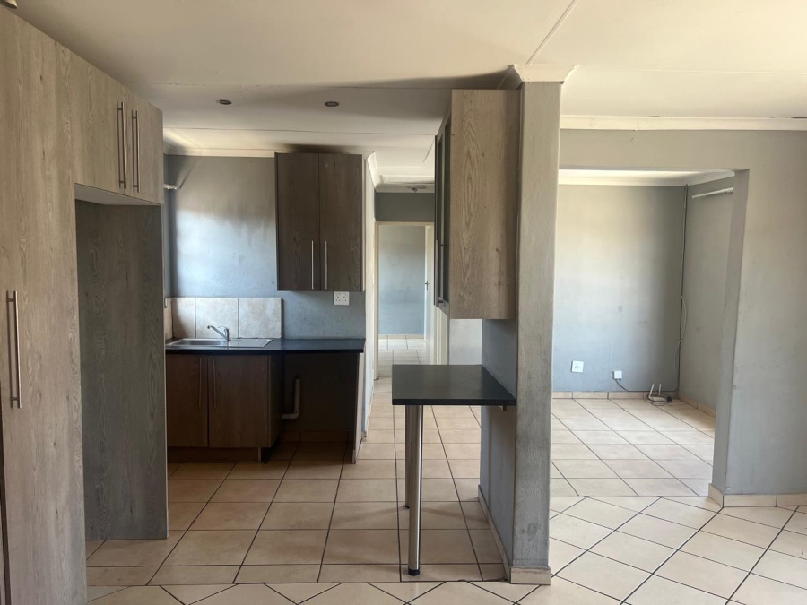 2 Bedroom Property for Sale in Klipfontein View Gauteng