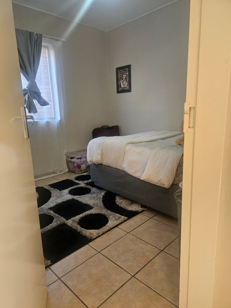 To Let 2 Bedroom Property for Rent in North Riding Gauteng