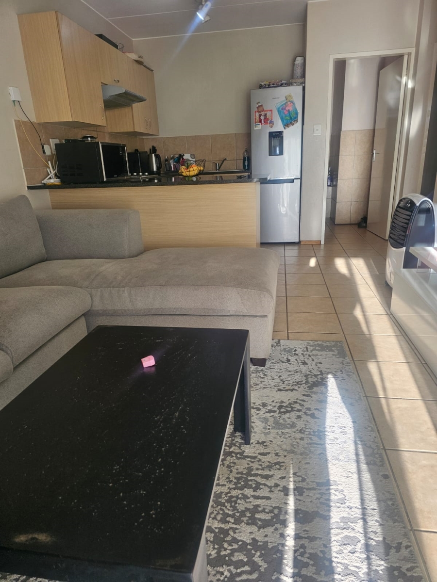 To Let 2 Bedroom Property for Rent in North Riding Gauteng