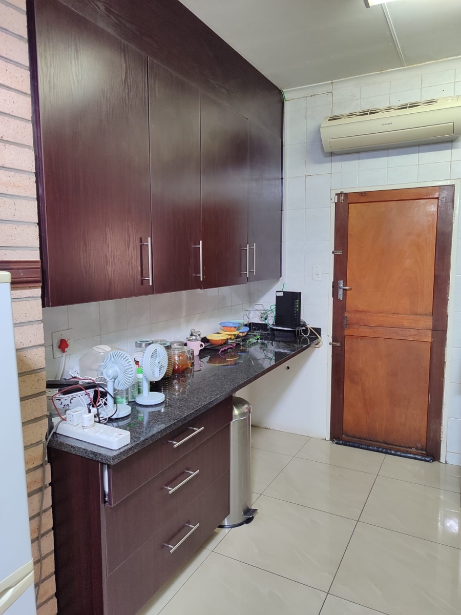 To Let 4 Bedroom Property for Rent in Noordwyk Gauteng