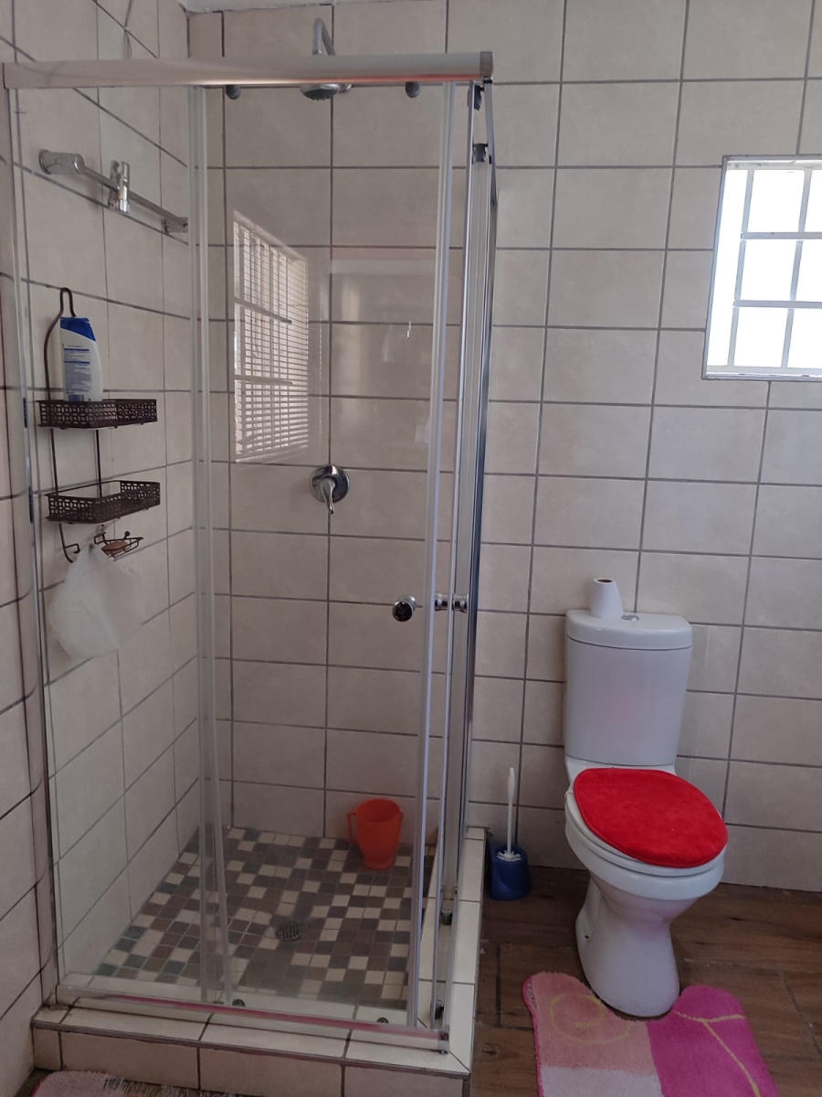 To Let 4 Bedroom Property for Rent in Noordwyk Gauteng