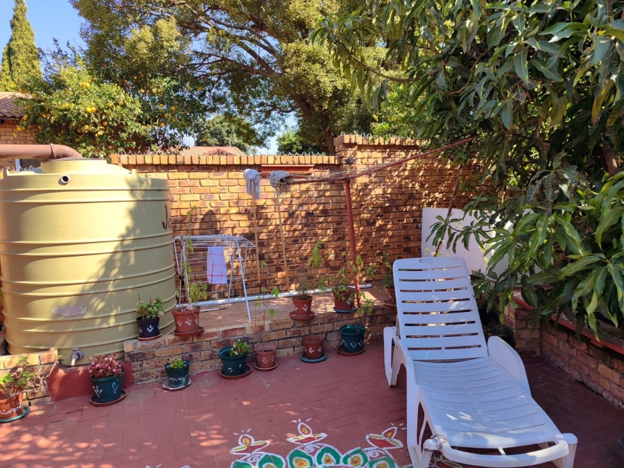 To Let 4 Bedroom Property for Rent in Noordwyk Gauteng