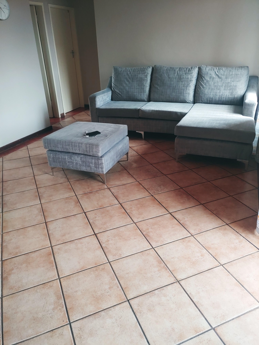 To Let 2 Bedroom Property for Rent in Eco Park Gauteng