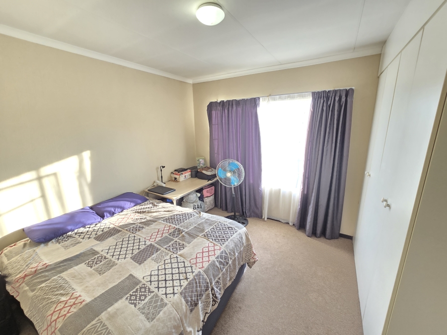 2 Bedroom Property for Sale in Wilgeheuwel Gauteng