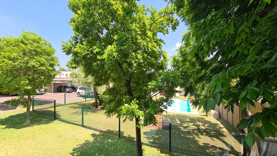 2 Bedroom Property for Sale in Sunninghill Gauteng