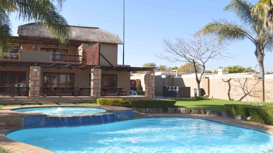 1 Bedroom Property for Sale in Sunninghill Gauteng