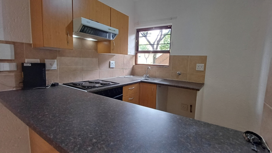 1 Bedroom Property for Sale in Sunninghill Gauteng