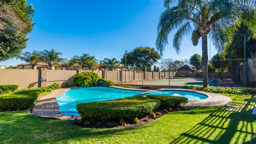 1 Bedroom Property for Sale in Sunninghill Gauteng