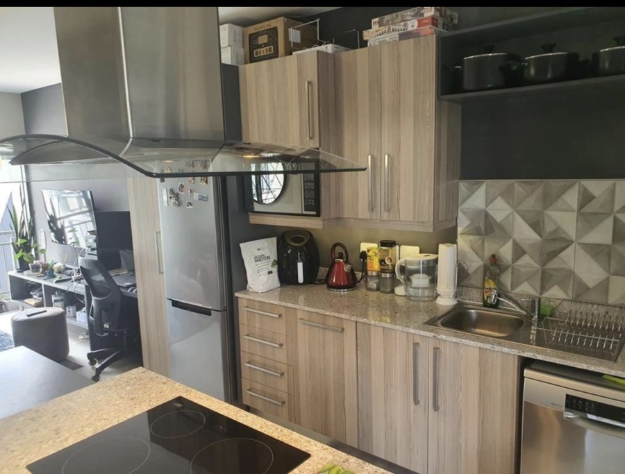 1 Bedroom Property for Sale in Rivonia Gauteng