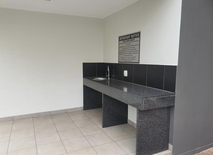 1 Bedroom Property for Sale in Rivonia Gauteng