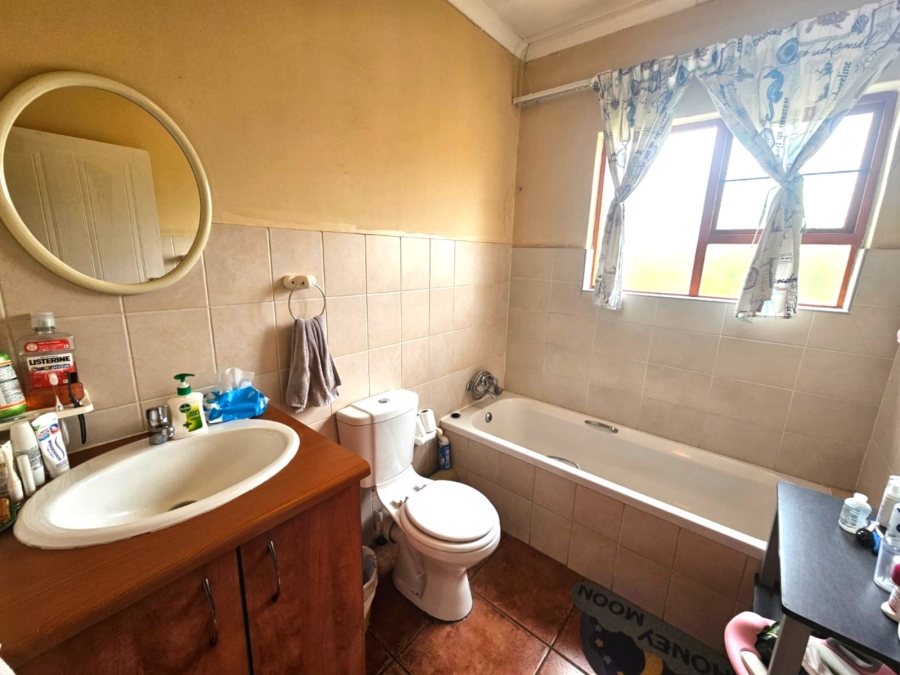 To Let 2 Bedroom Property for Rent in Equestria Gauteng